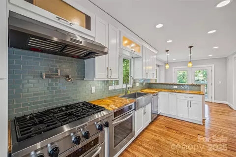 1091 Palmyra Dr, Tega Cay, SC 29708 photo 12