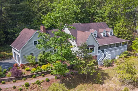 353 Dingle Creek Ln, Asheville, NC 28803