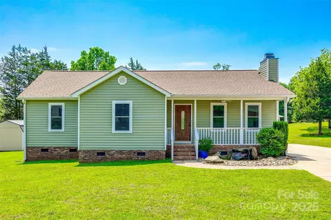 752 Chipmeadow Ln, York, SC 29745