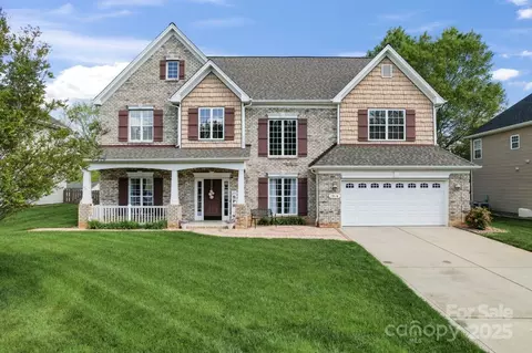 1016 Spanish Moss Rd, Indian Trail, NC 28079