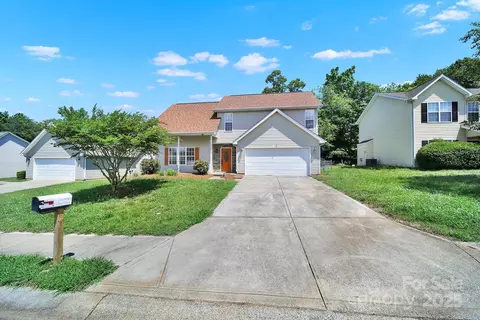 2706 Stagbuck Dr, Gastonia, NC 28052