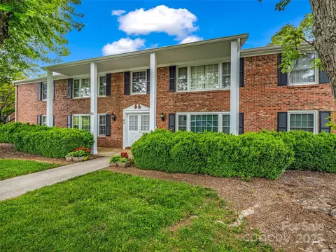 65 Brookside 35 Dr #35, Hendersonville, NC 28792
