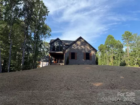 124 Third Se St SE, Hildebran, NC 28637
