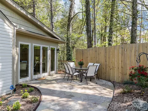 Exterior - 42 First St, Tryon, NC 28782 photo 7 of 9
