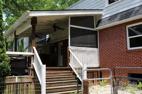 Exterior - 426432 Maple St, Brevard, NC 28712 photo 6 of 6