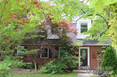 Exterior - 426432 Maple St, Brevard, NC 28712 photo 2 of 6
