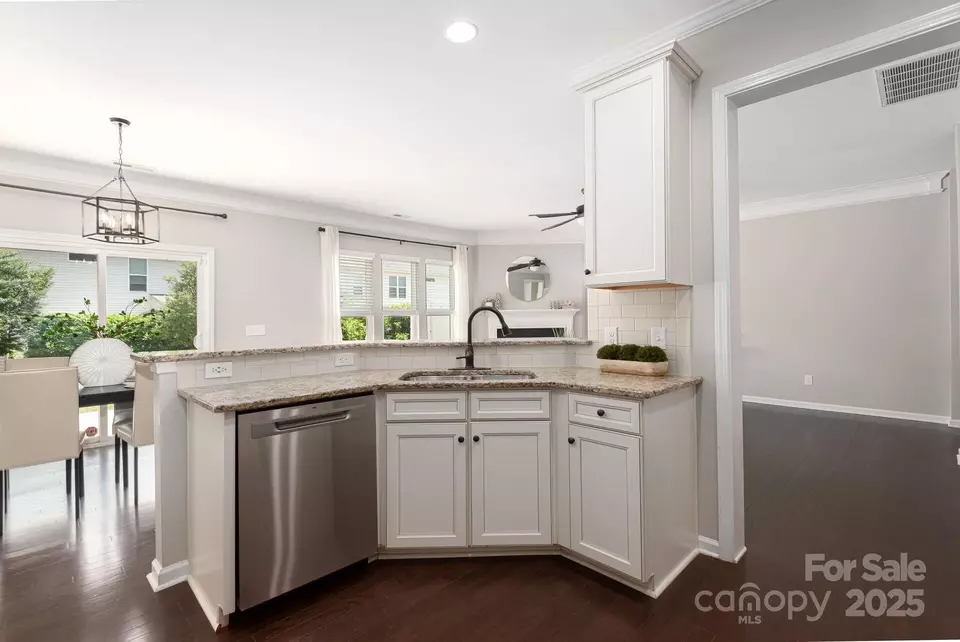 Kitchen - 5951 Carrollton Ln, Charlotte, NC 28210 photo 3 of 3