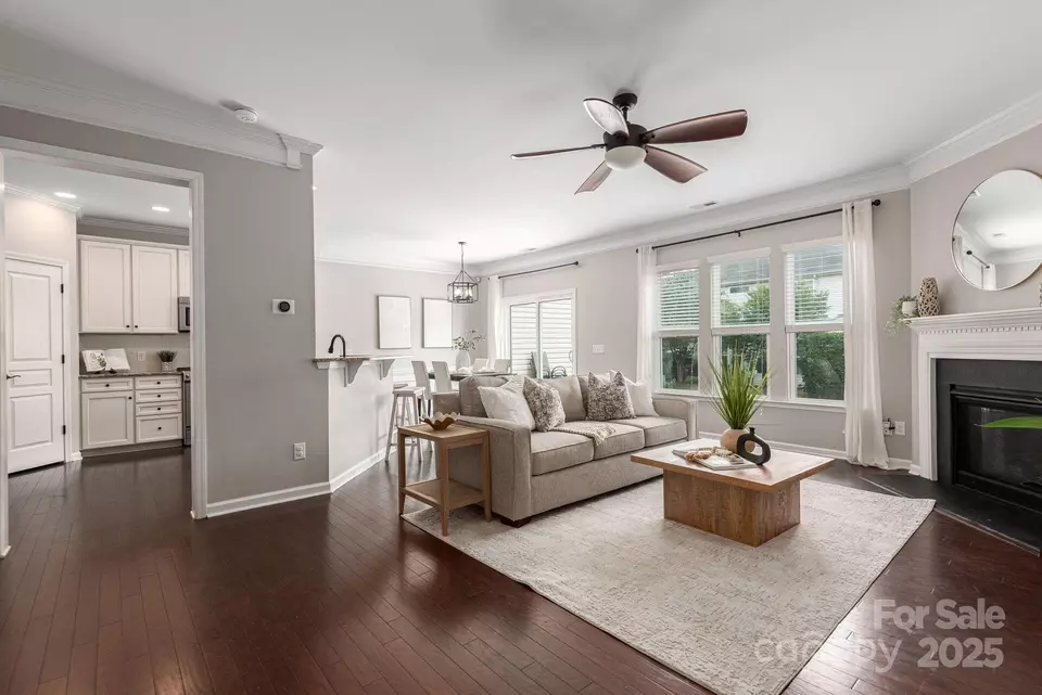 Living - 5951 Carrollton Ln, Charlotte, NC 28210 photo 1 of 3