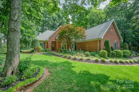 5208 Black Oak Ln, Waxhaw, NC 28173