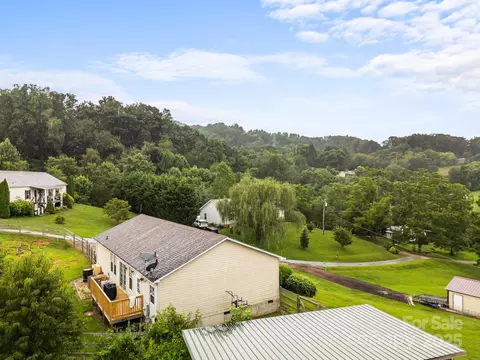 49 Perseverance Dr, Canton, NC 28716 photo 4