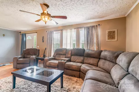 49 Perseverance Dr, Canton, NC 28716 photo 7