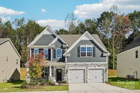 127 Asmodean Ln, Troutman, NC 28166