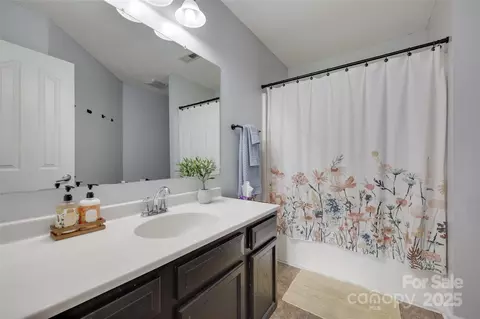 Bath - 2023 E Park Dr, Lancaster, SC 29720 photo 1 of 2