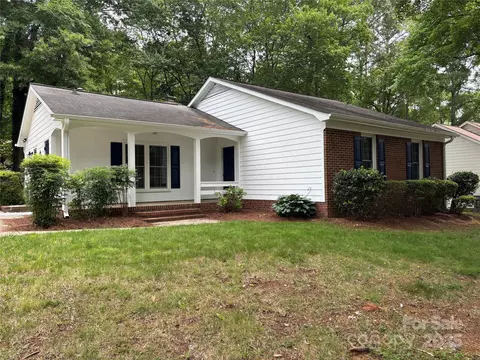 7212 Bradley Ct, Charlotte, NC 28227