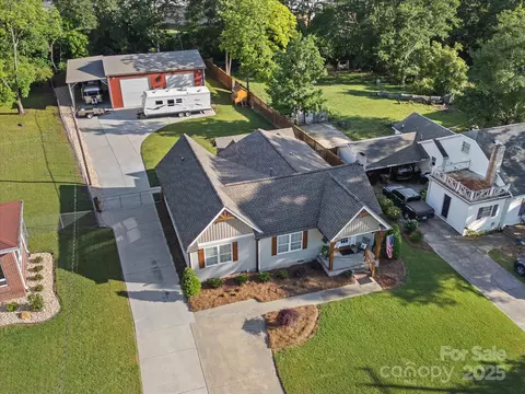 107 Pressley St, Clover, SC 29710