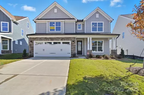128 Longwood Rd, Mooresville, NC 28115