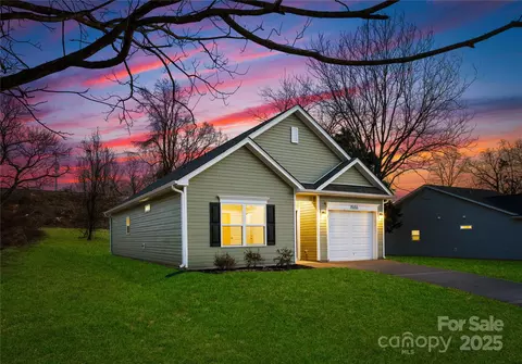 6 Bridge St, Lowell, NC 28098