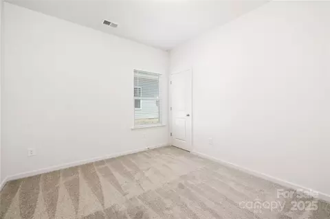 6 Bridge St, Lowell, NC 28098 photo 13
