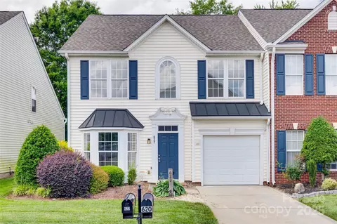 622 Bayou Cir, Clover, SC 29710