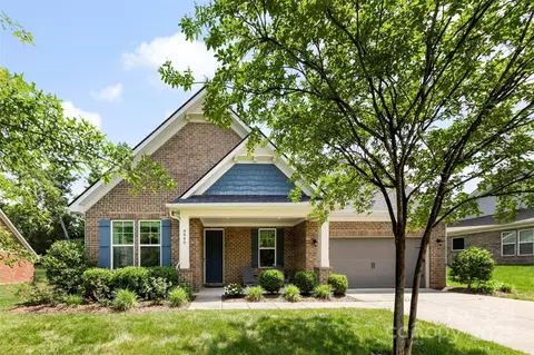 8840 Mullis Forest Ct, Mint Hill, NC 28227