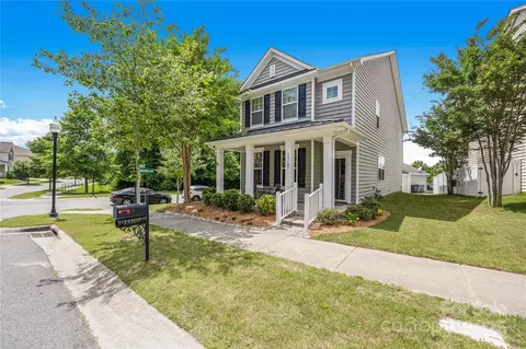 13107 Heath Grove Dr, Huntersville, NC 28078