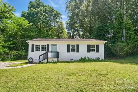 1215 Cardinal 9 Dr #9, Gastonia, NC 28052