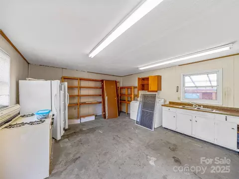 74 Saturn Ct, Clyde, NC 28721 photo 41