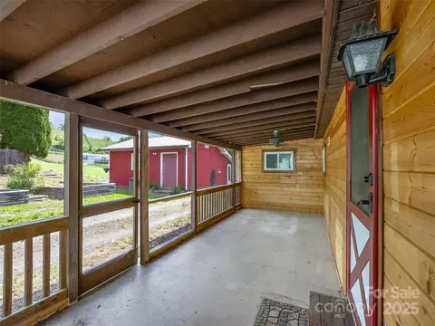 74 Saturn Ct, Clyde, NC 28721 photo 23