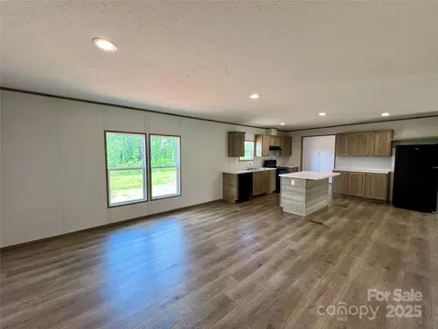 Living - 188 Trivette Rd, Harmony, NC 28634 photo 2 of 5