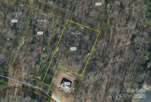 2240 Magnolia 1 Pl #1, Morganton, NC 28655