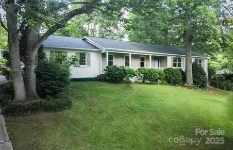1770 Windsor Dr, Lancaster, SC 29720