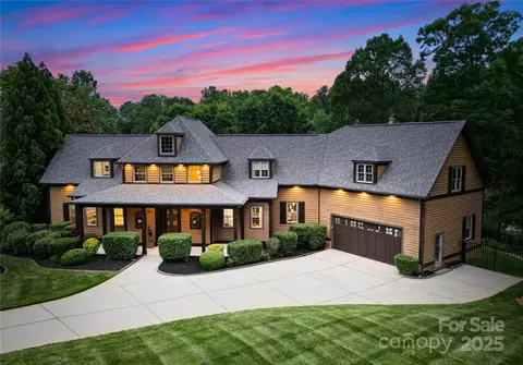 116 Creeky Hollow Dr, Mooresville, NC 28117