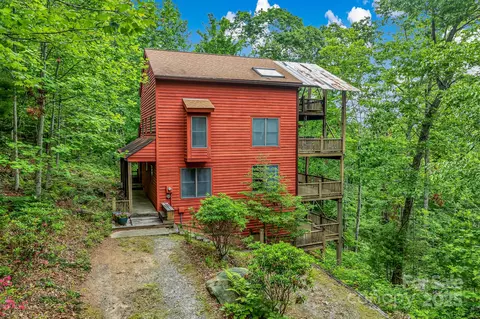214 Laurel Mountain Trl, Saluda, NC 28773
