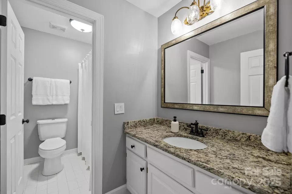 Bath - 4622 Cotton Creek Dr, Charlotte, NC 28226 photo 3 of 3