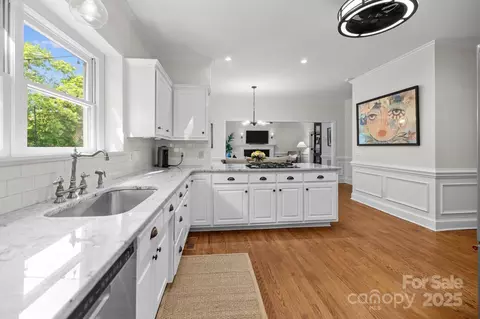 Kitchen - 4622 Cotton Creek Dr, Charlotte, NC 28226 photo 1 of 5