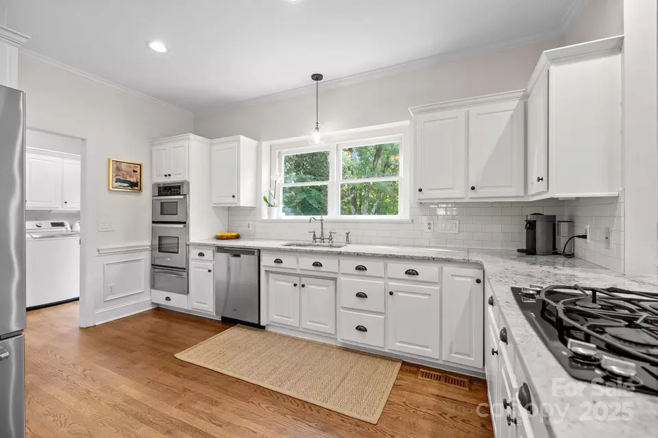 Kitchen - 4622 Cotton Creek Dr, Charlotte, NC 28226 photo 3 of 5
