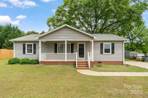 3103 Suggs St, Belmont, NC 28012