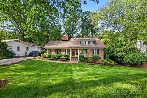 2025 Sagamore Rd, Charlotte, NC 28209