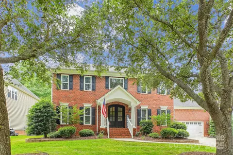 8612 Tintinhull Ln, Waxhaw, NC 28173