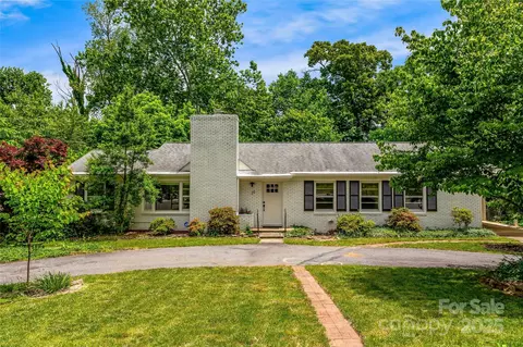 26 Crockett Ave, Asheville, NC 28805