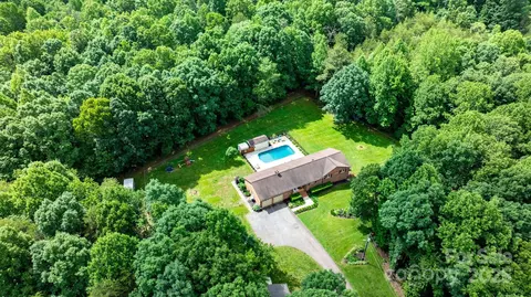 4916 Leepers Creek Rd, Maiden, NC 28650