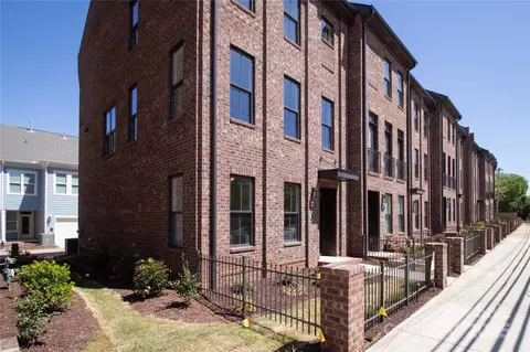 226 Gilead Rd, Huntersville, NC 28078