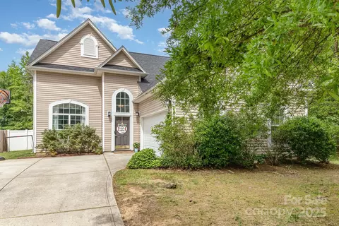 8927 Comstock Ct, Locust, NC 28097
