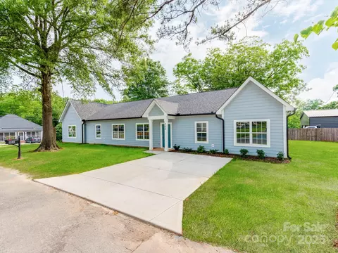 119 Walnut St, Monroe, NC 28110 photo 2