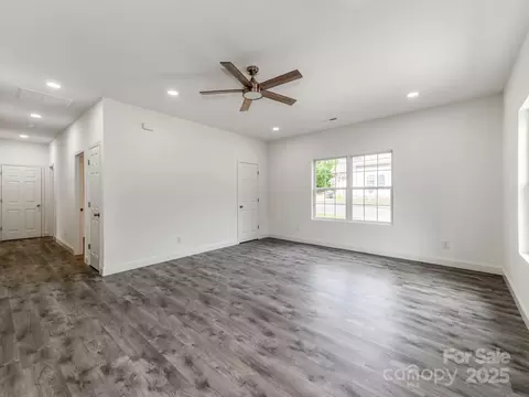 119 Walnut St, Monroe, NC 28110 photo 4
