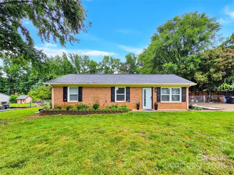 4108 Mellon Rd, Matthews, NC 28104