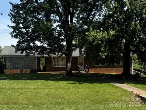 1821 Beaman St, Shelby, NC 28152