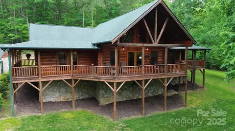 34 Waterfall Dr, Marion, NC 28752