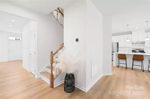 3110 Streamside Dr, Davidson, NC 28036 photo 4