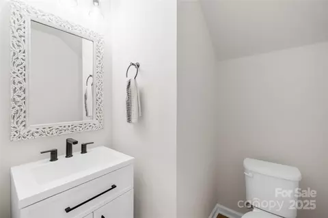 3110 Streamside Dr, Davidson, NC 28036 photo 20